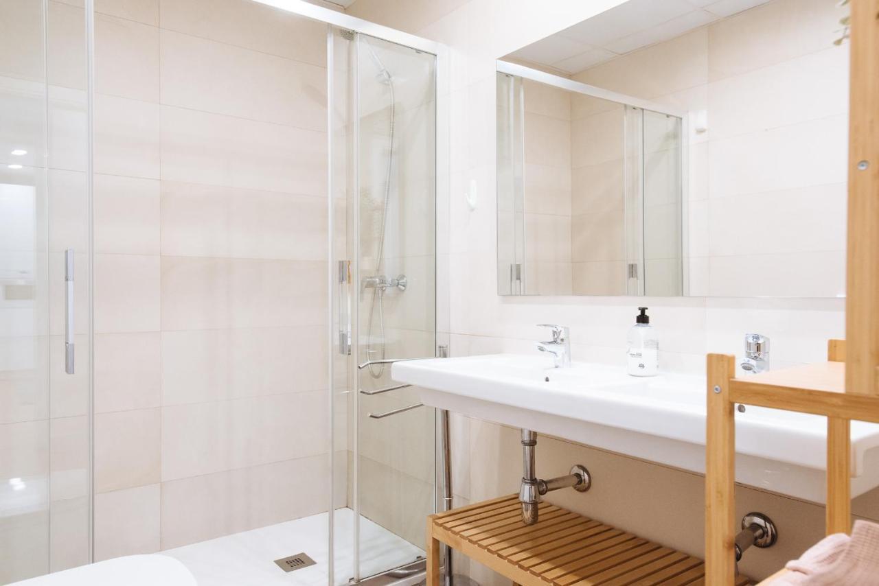 Apartamento Estelar Con Piscina Y Garaje Nervion Apartment เซบีญา ภายนอก รูปภาพ