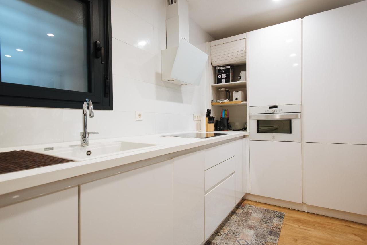 Apartamento Estelar Con Piscina Y Garaje Nervion Apartment เซบีญา ภายนอก รูปภาพ