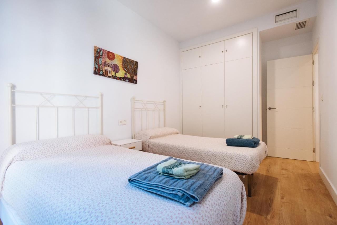 Apartamento Estelar Con Piscina Y Garaje Nervion Apartment เซบีญา ภายนอก รูปภาพ